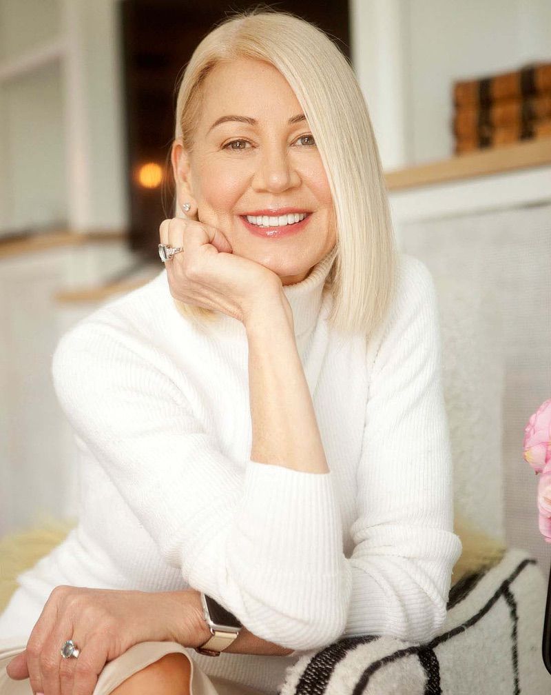 Laura Ellis, MD